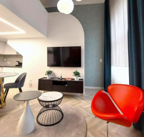 Central Gallery Apartment